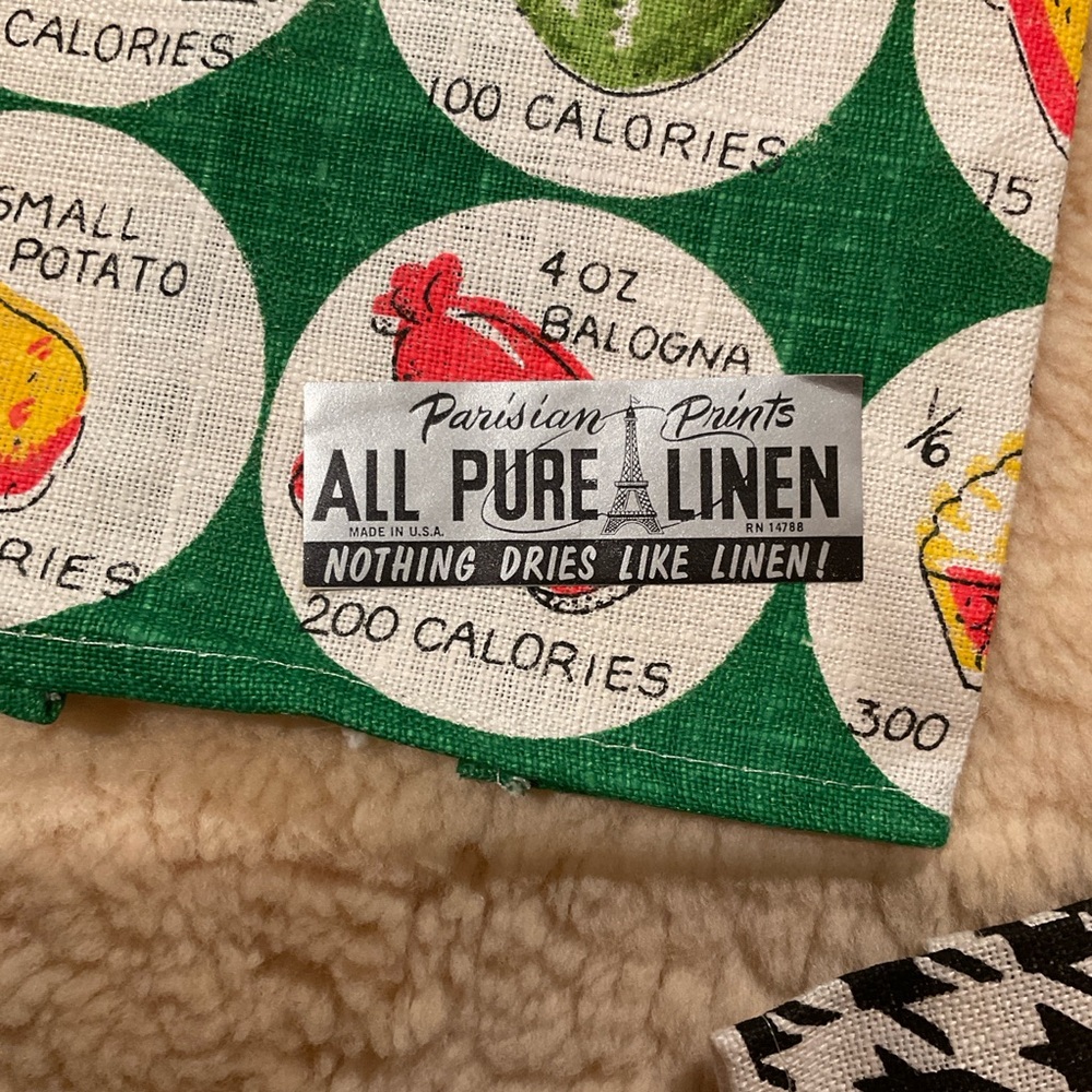 Vintage linen kitchen towels, set of 2 - Picture 5 of 7